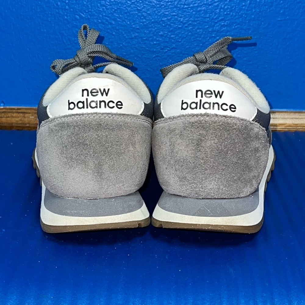 Men's Size 10.5 D New Balance 501 Grey Gum Suede Running Sneakers Shoes Gray - Picture 7 of 8